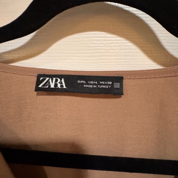 Zara jumpsuit - Picture 3 of 6